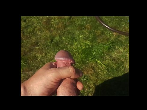 ❤️ Hottie se deja follar el coño rosa y se corre con un chorro en un jardín de verano ❤ Putas en es.watchhentai.ru ❌️