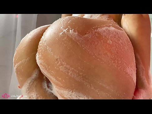 ❤️ Morena se masturba el coño con un vibrador hasta alcanzar un intenso orgasmo en la ducha ❤ Putas en es.watchhentai.ru ❌️